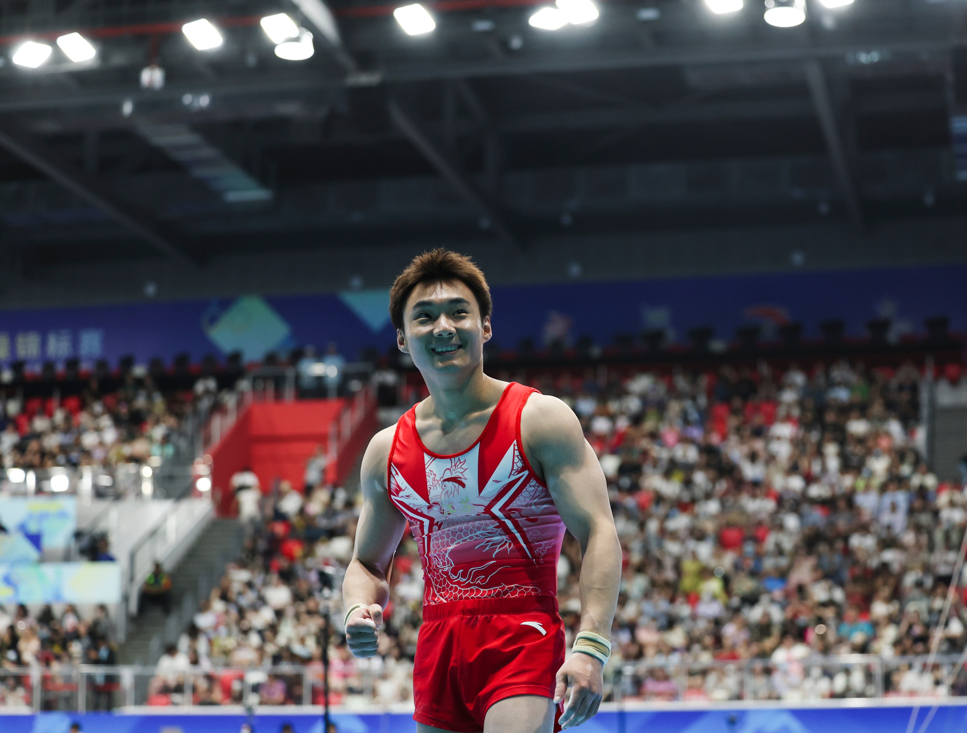 江苏男篮表现出色，球队士气高昂