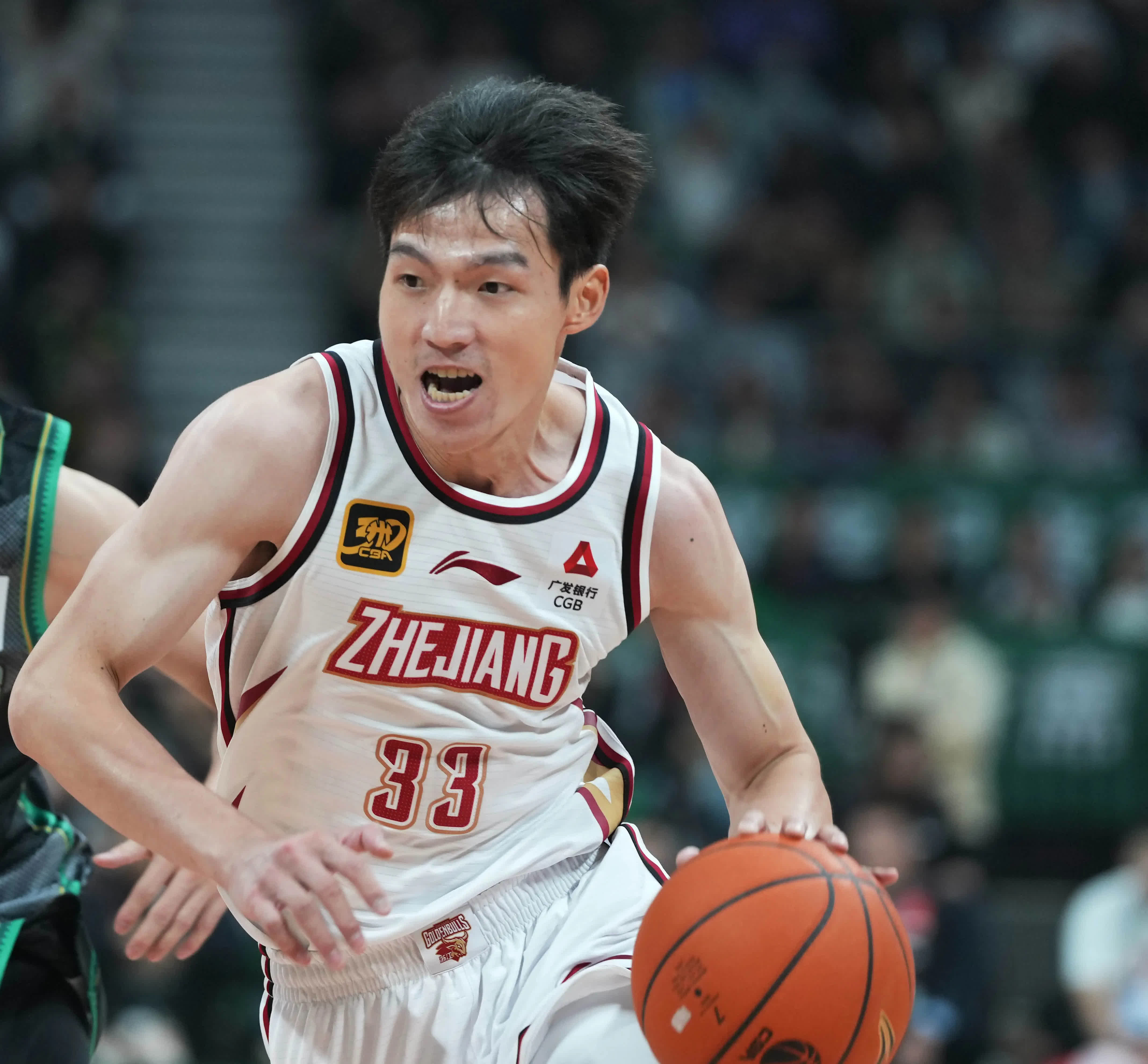 浙江男篮客场惨败,遭遇连败困境 浙江男篮客场惨败,遭遇连败困境