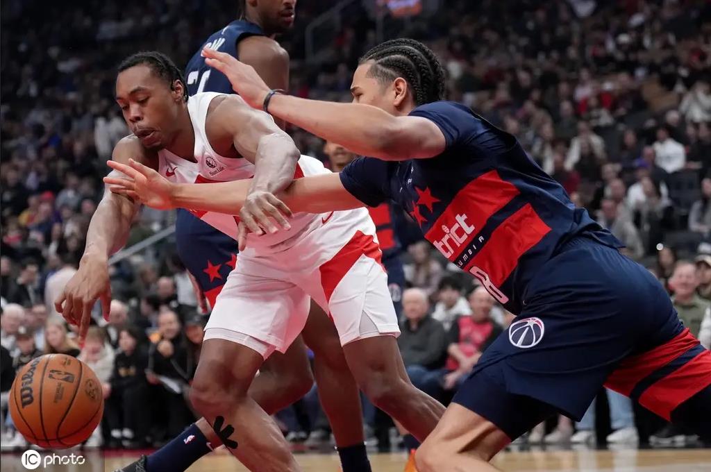 绝杀!猛龙主场大胜奇才继续领跑东部 绝杀!猛龙主场大胜奇才继续领跑东部